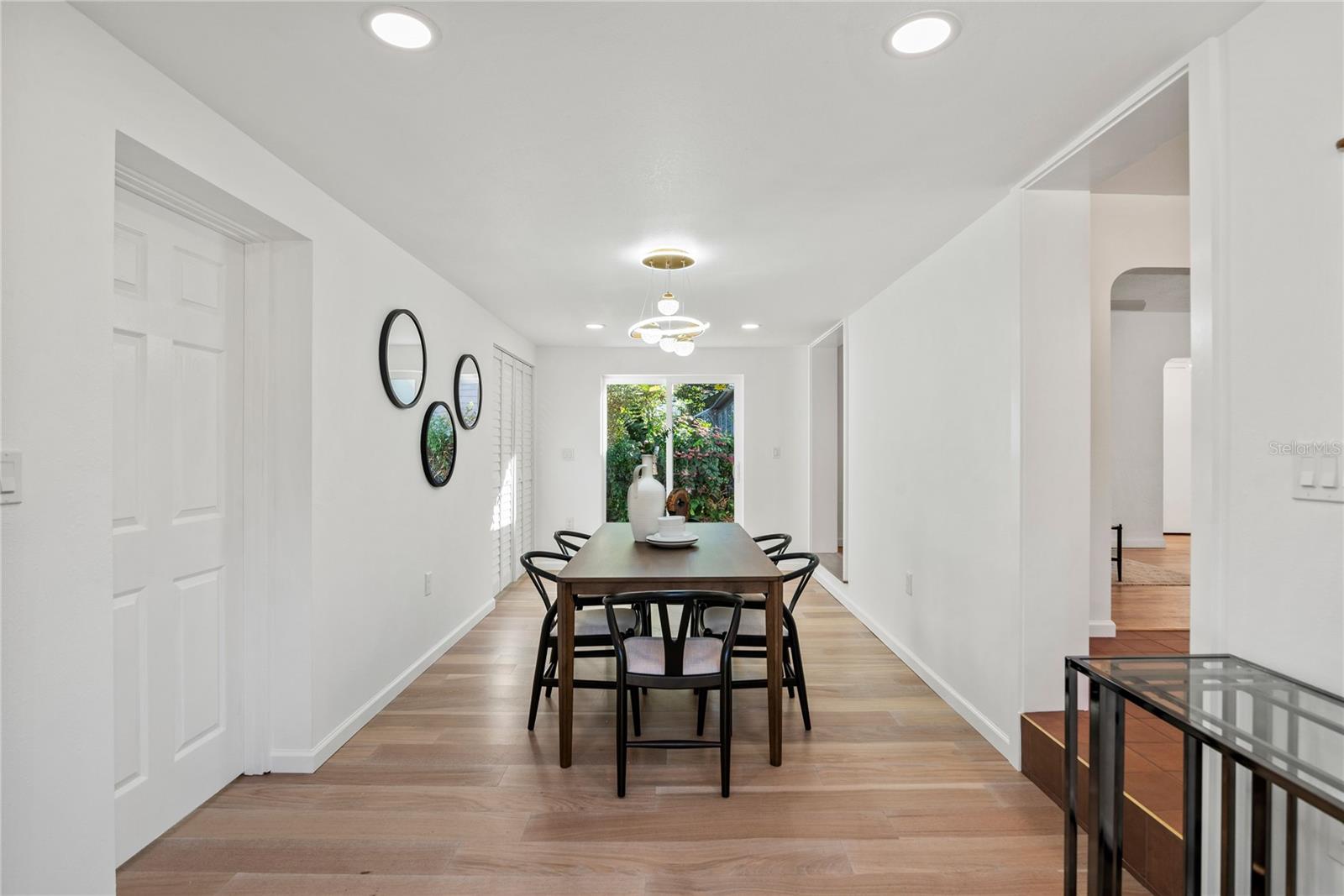Image 20 of 48 For 400 Raehn Street