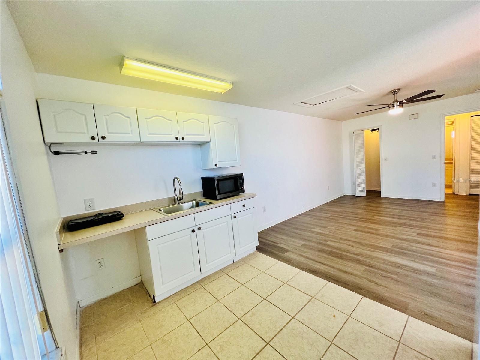 Image 14 of 34 For 658 Caribbean Drive
