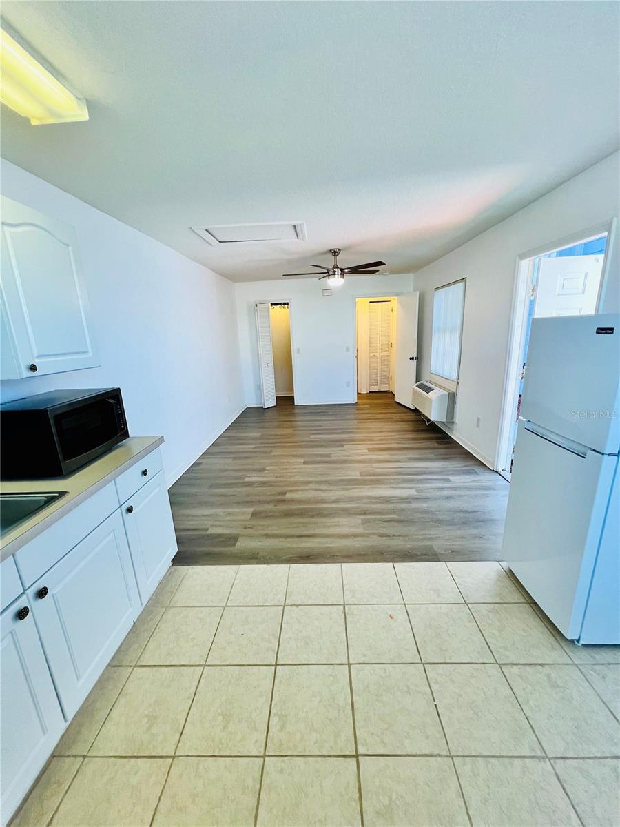 Image 16 of 34 For 658 Caribbean Drive