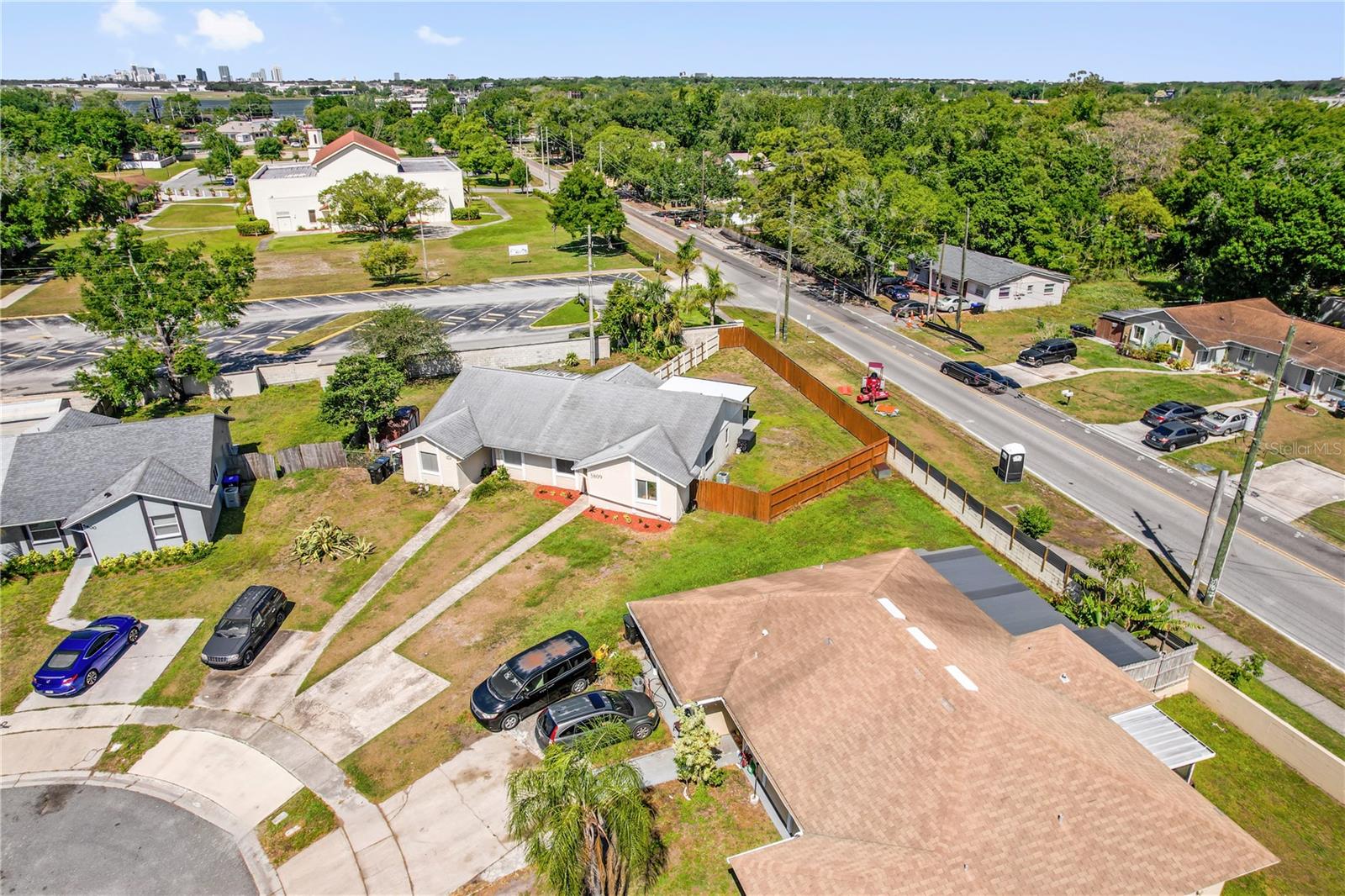 Image 21 of 23 For 5809 Willow Bud Court