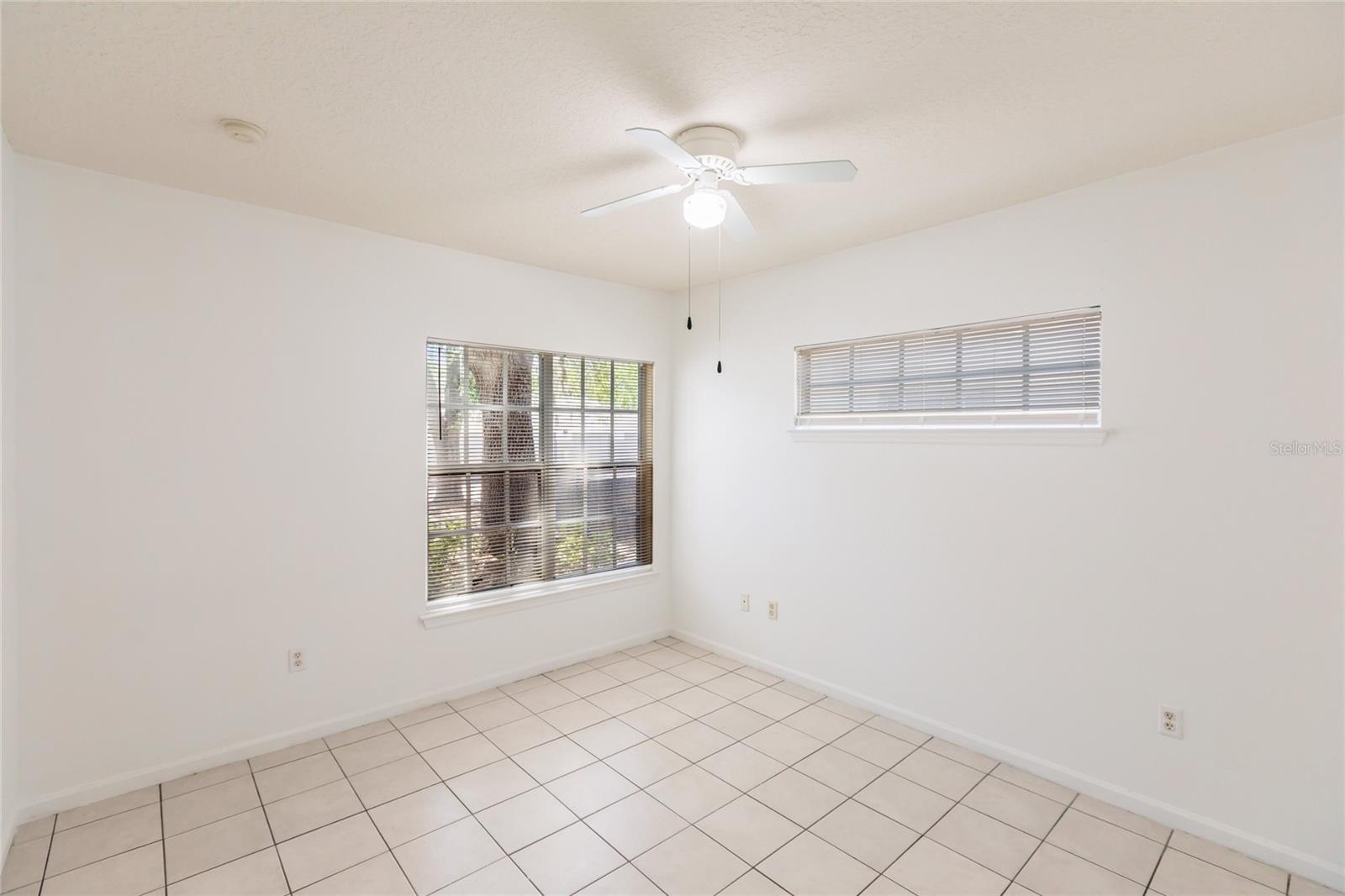 Image 21 of 32 For 4340 Kirkman Road 901