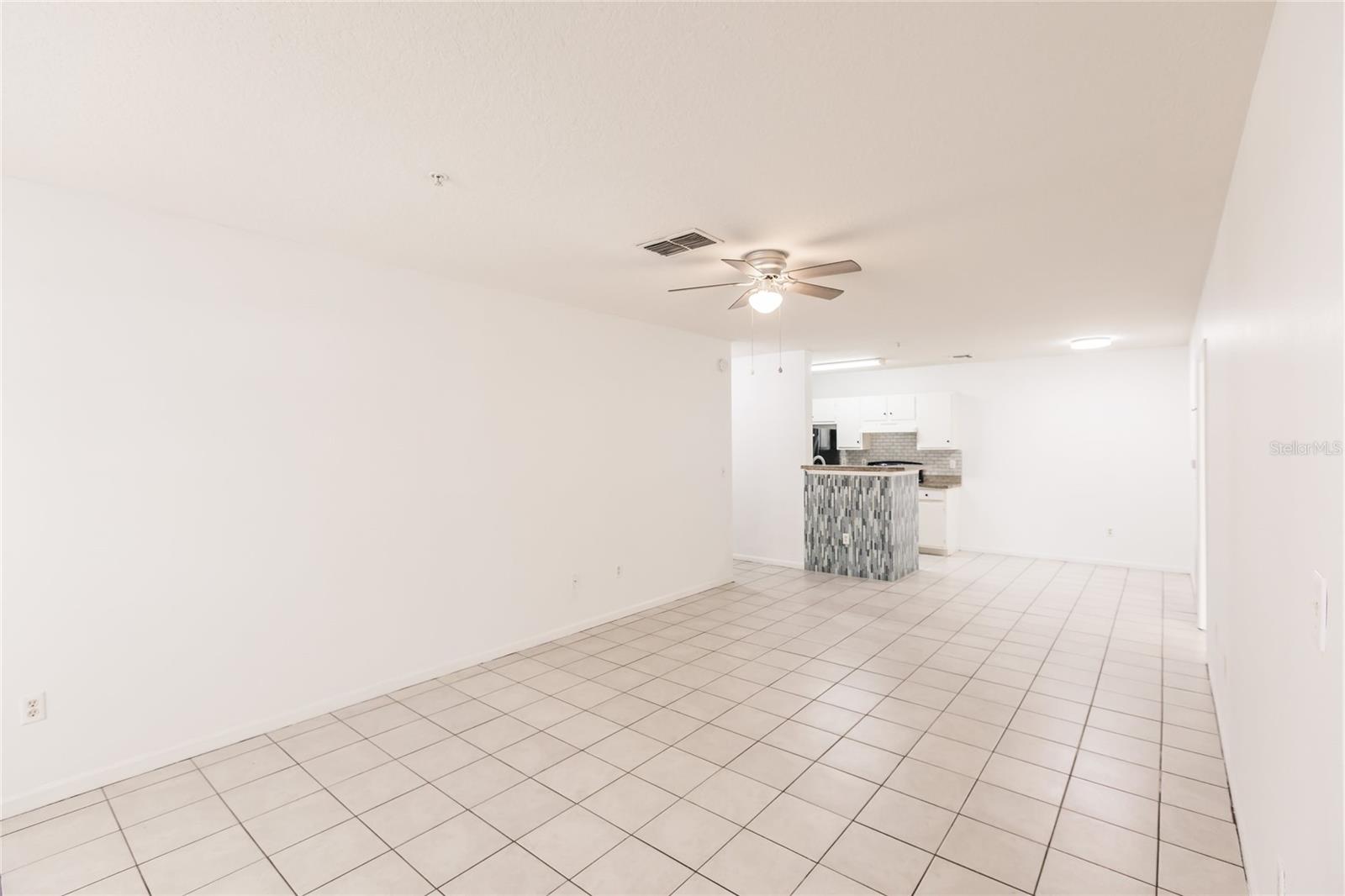 Image 8 of 32 For 4340 Kirkman Road 901