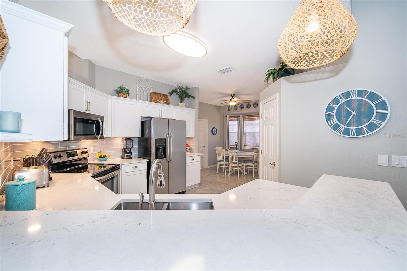 Image 5 of 26 For 428 Orista Drive