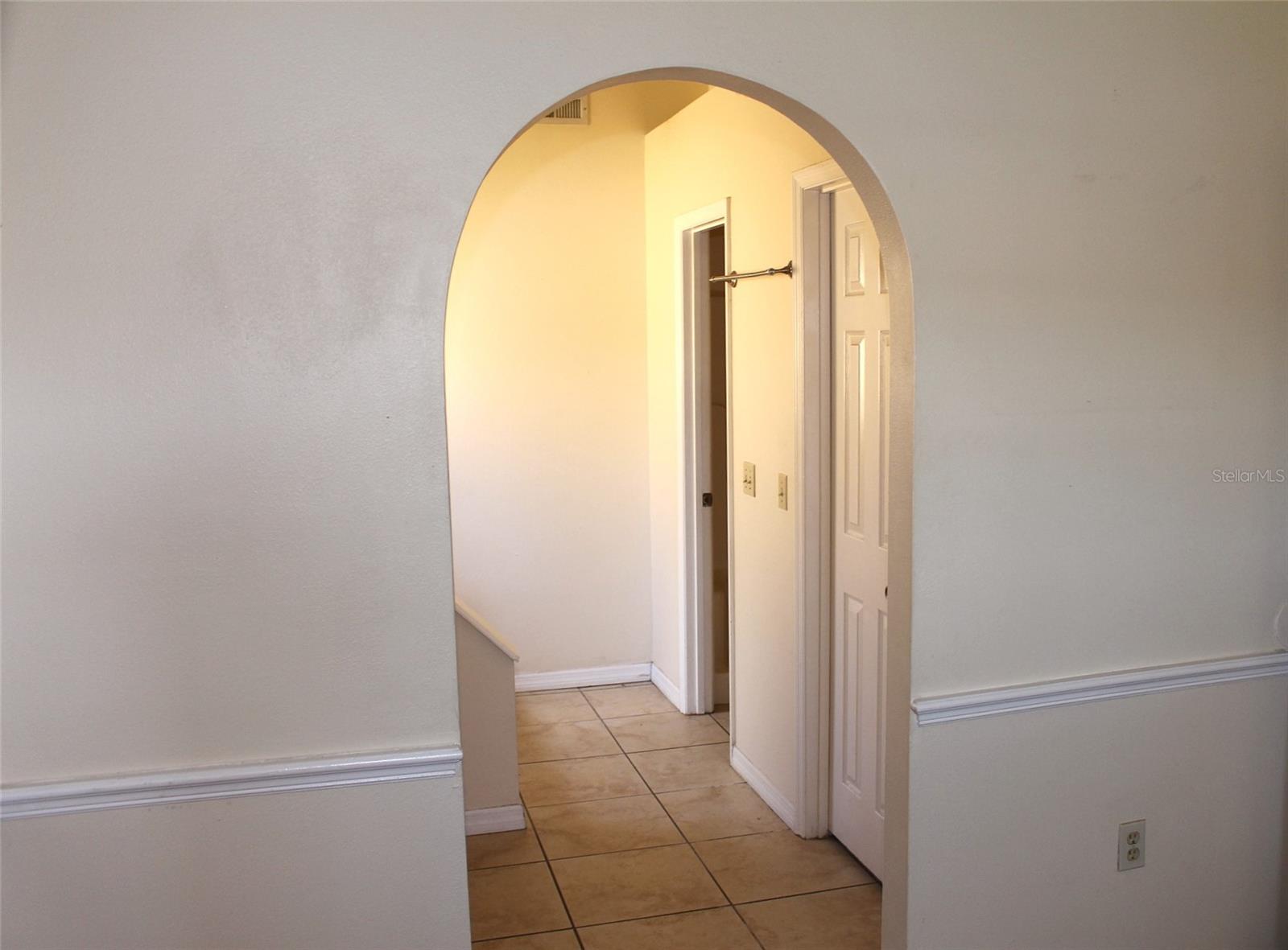 Image 7 of 17 For 3036 Dellcrest Place