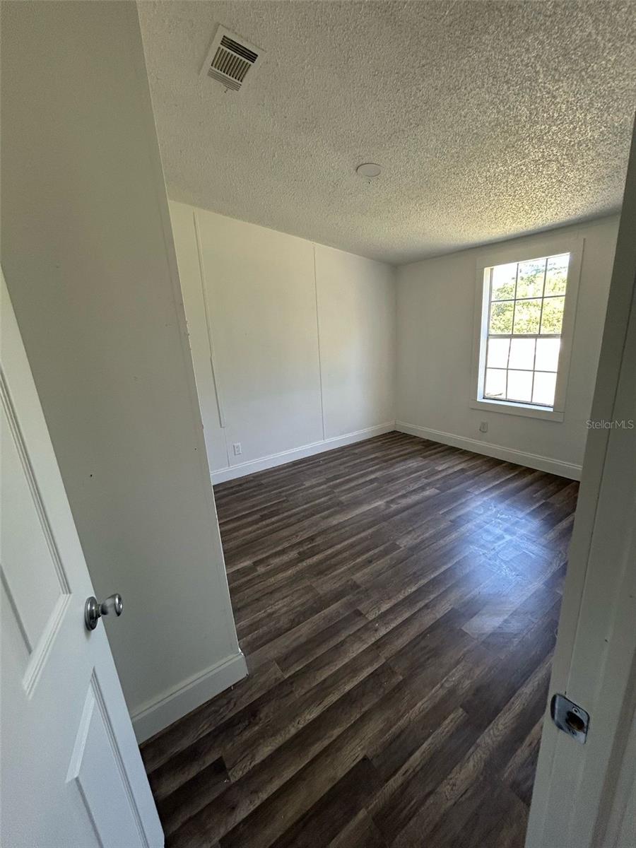 Image 8 of 22 For 1369 Horseshoe Loop