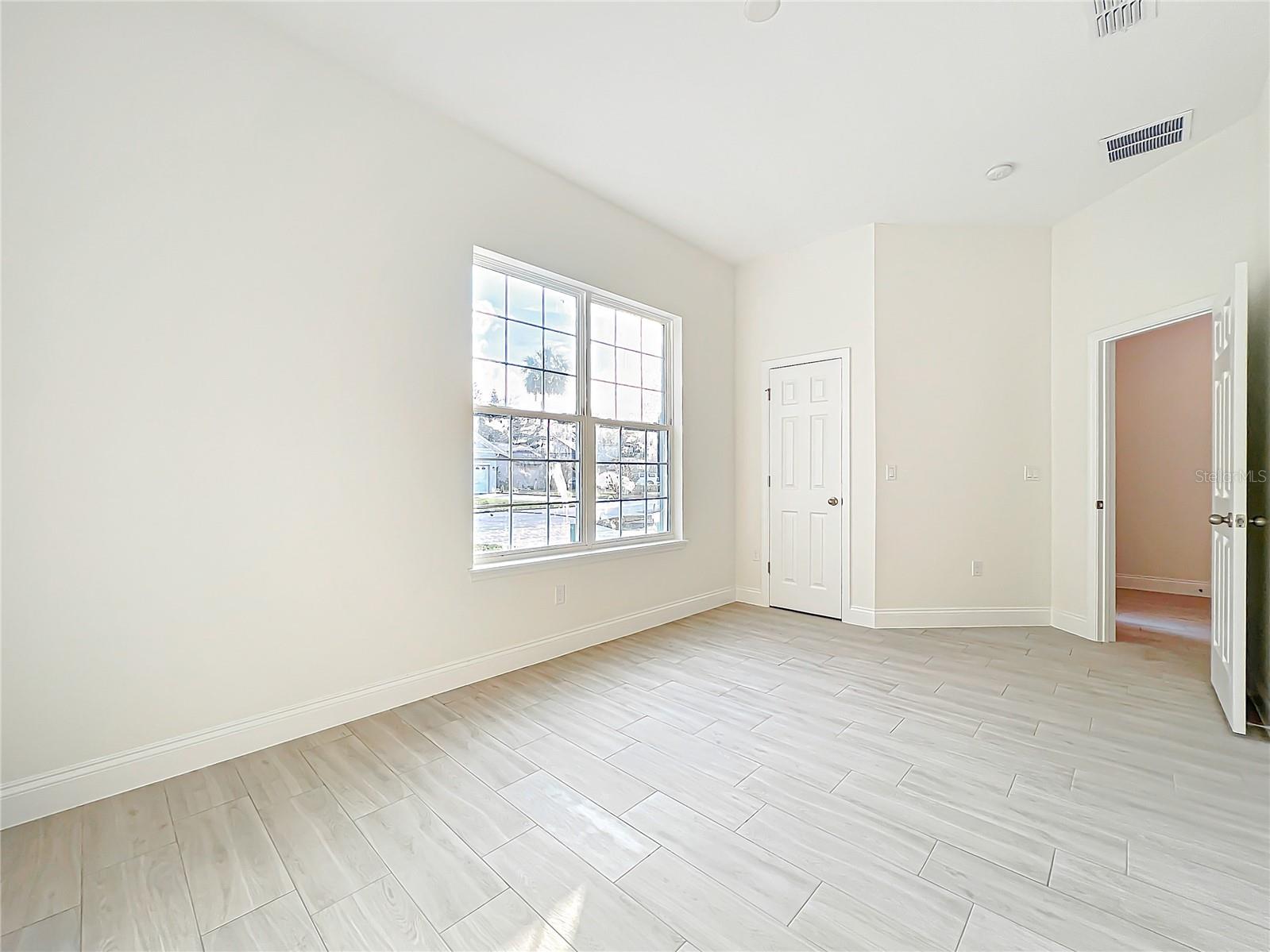 Image 9 of 20 For 341 Bahia Circle