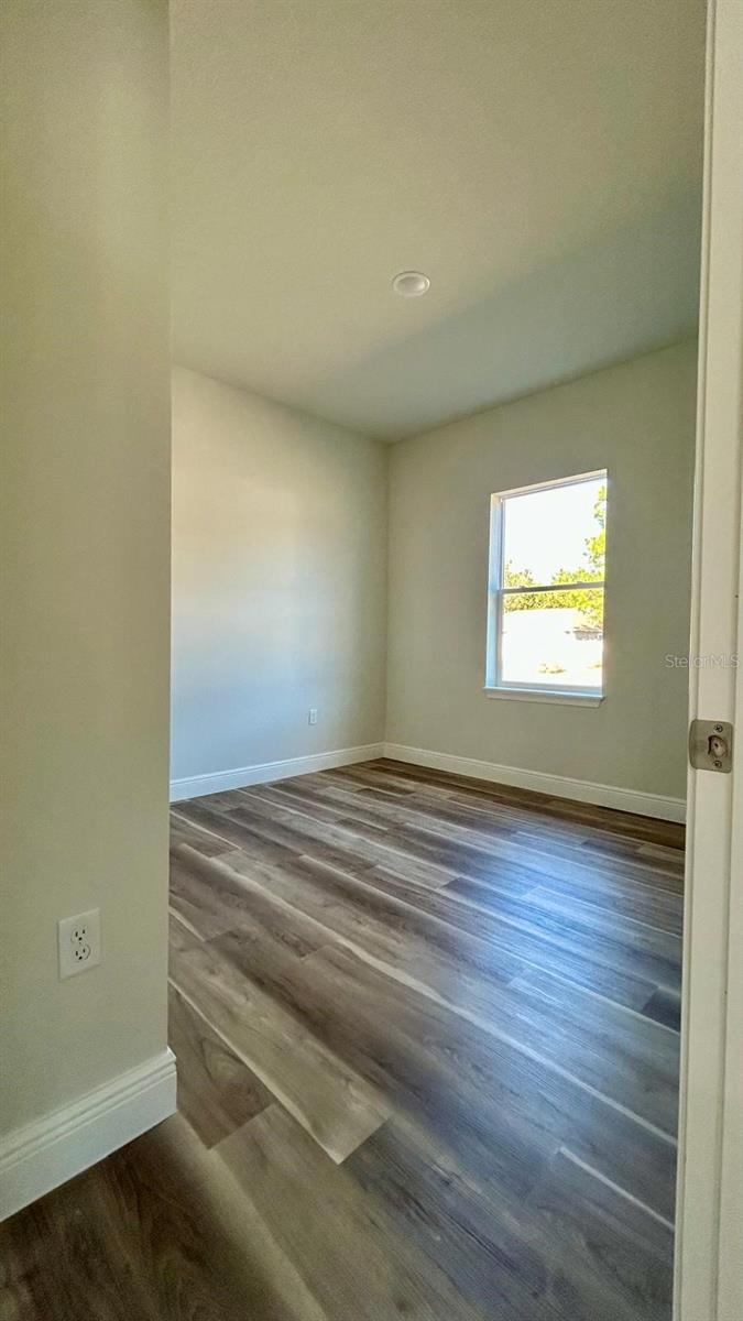 Image 17 of 25 For 559 Marion Oaks Blvd