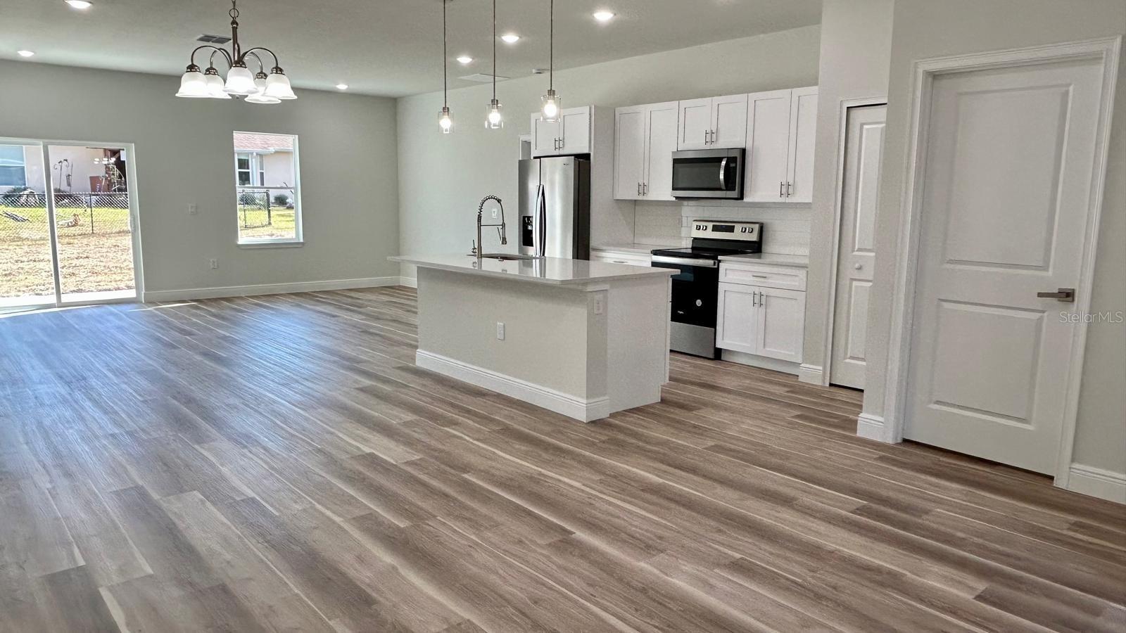 Image 5 of 25 For 559 Marion Oaks Blvd