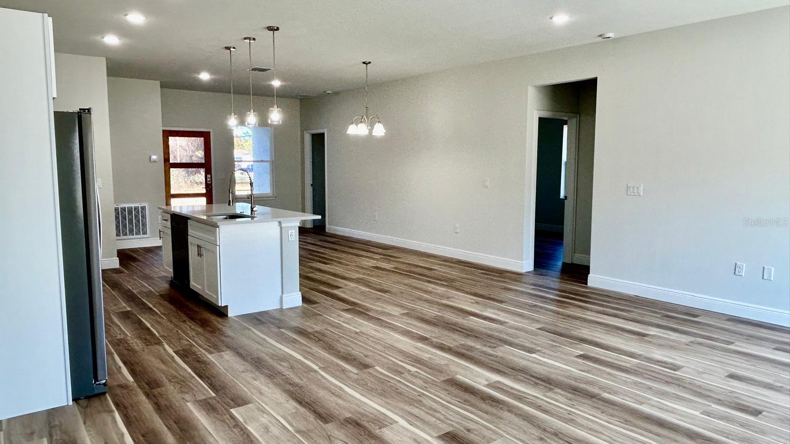 Image 7 of 25 For 559 Marion Oaks Blvd