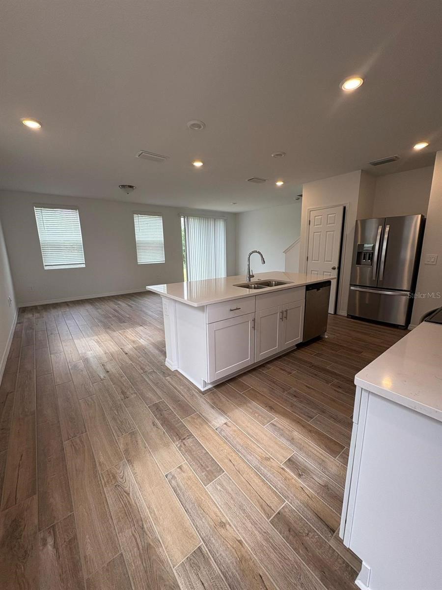 Image 3 of 19 For 16407 Bird Of Paradise Avenue
