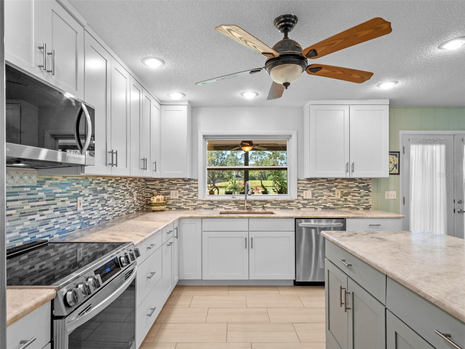 Image 12 of 43 For 1139 Fairway Drive