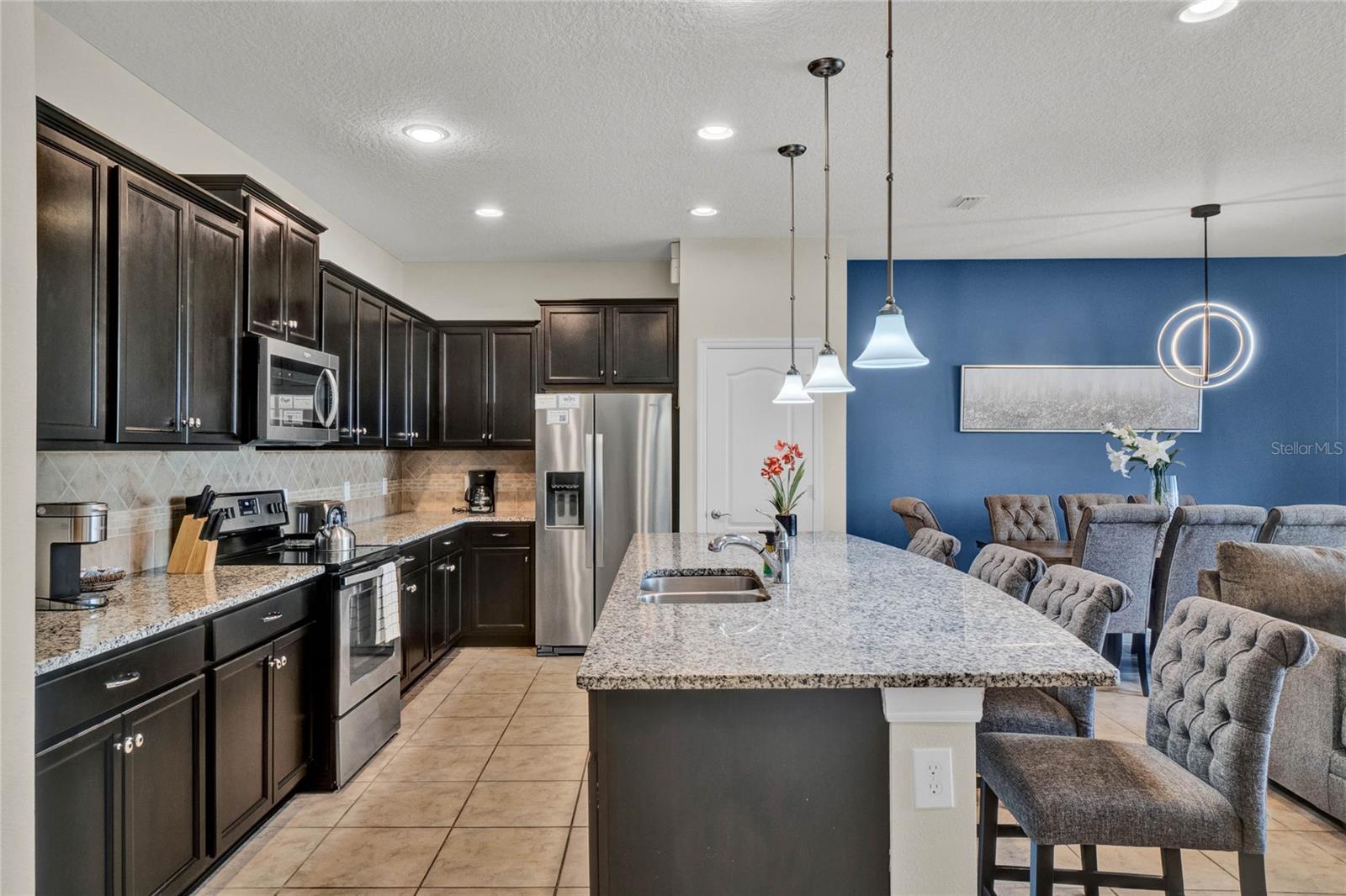 Image 37 of 51 For 8814 Geneve Court