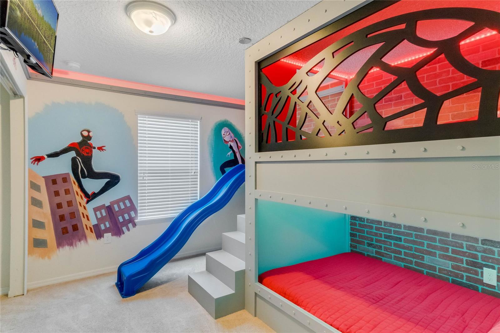 Image 4 of 51 For 8814 Geneve Court