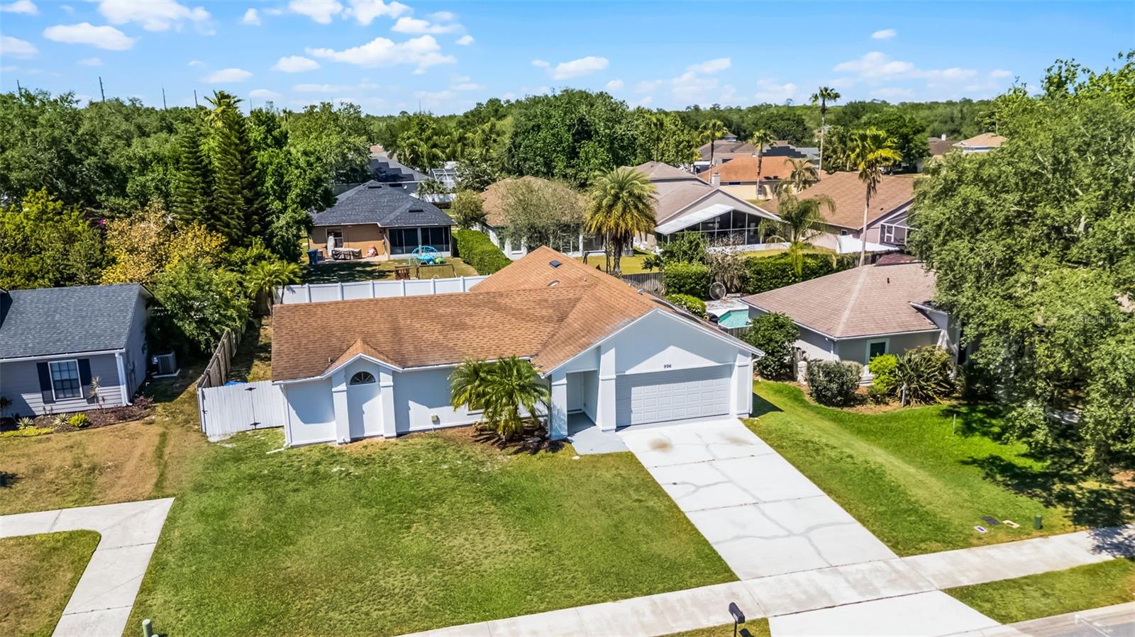 Image 29 of 33 For 996 Big Oaks Drive