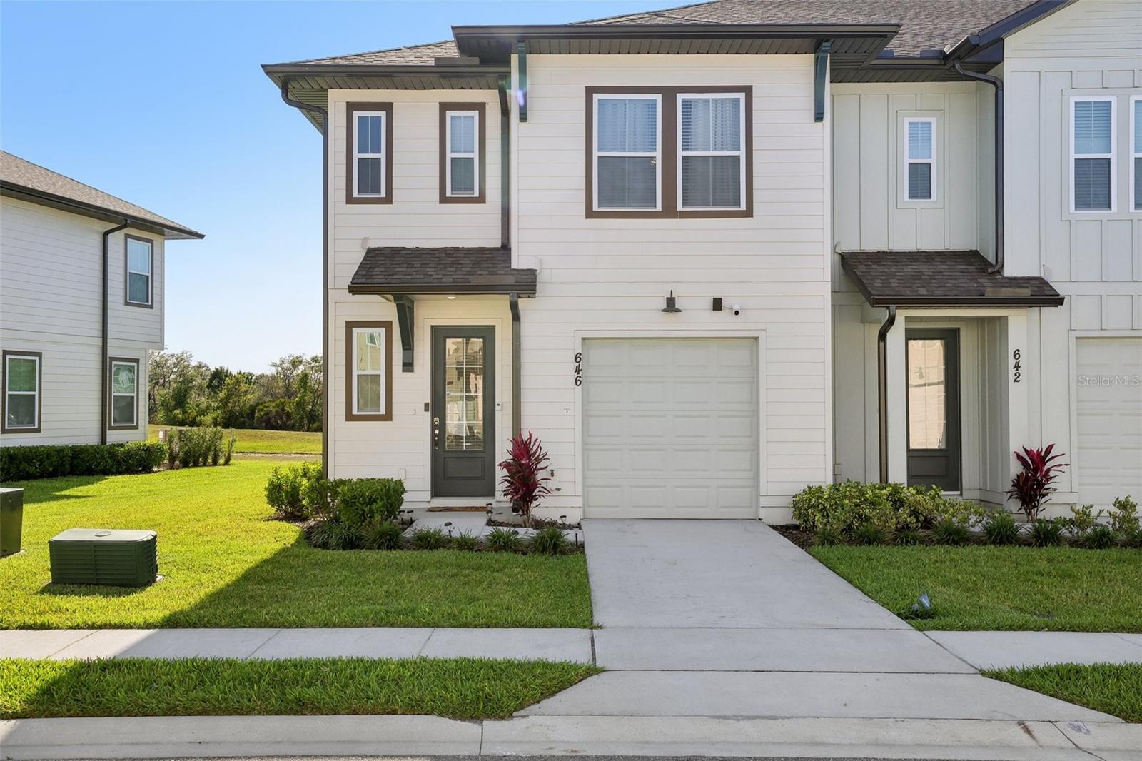 Image 2 of 54 For 646 Longboat Drive
