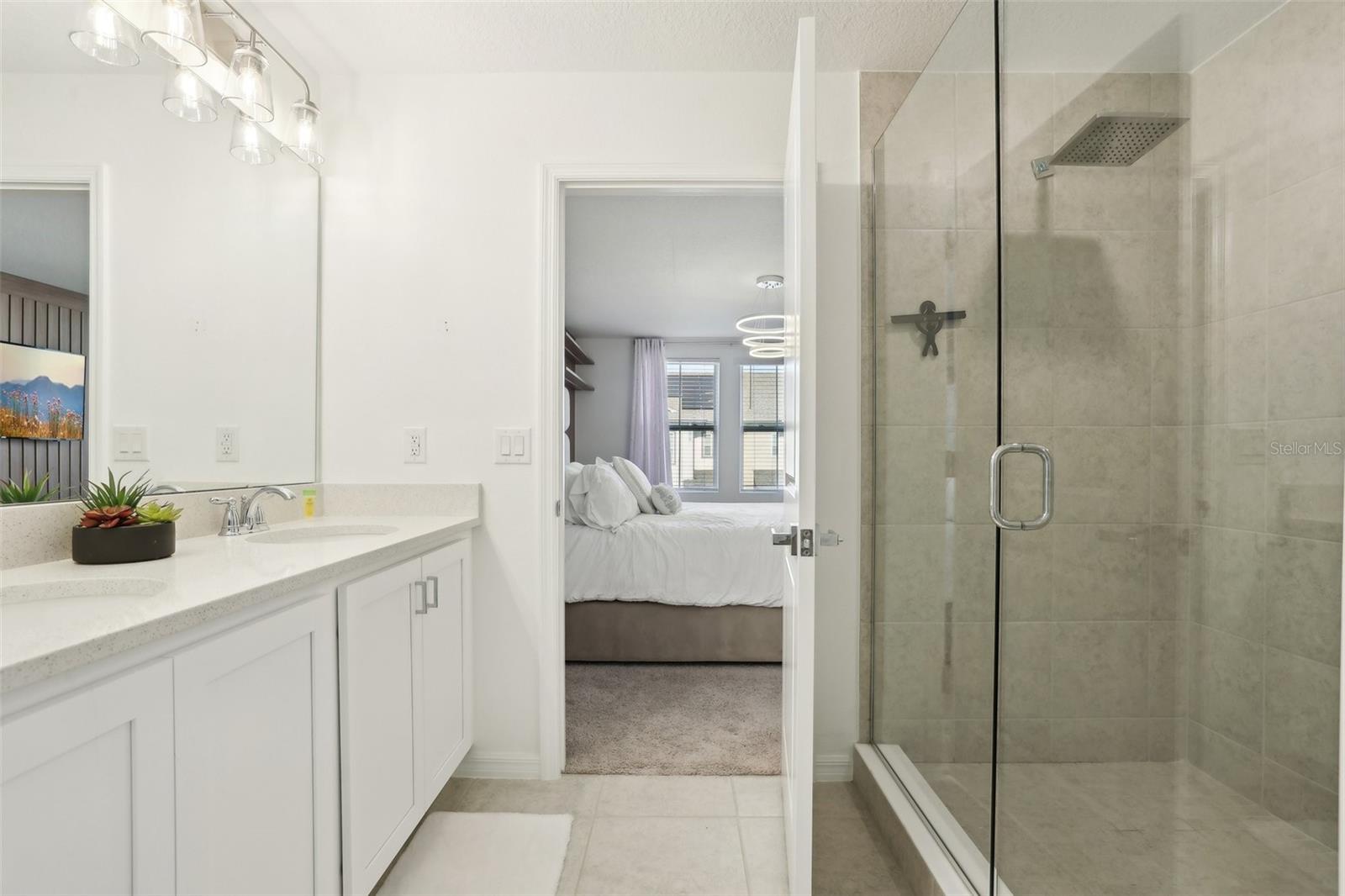 Image 30 of 54 For 646 Longboat Drive