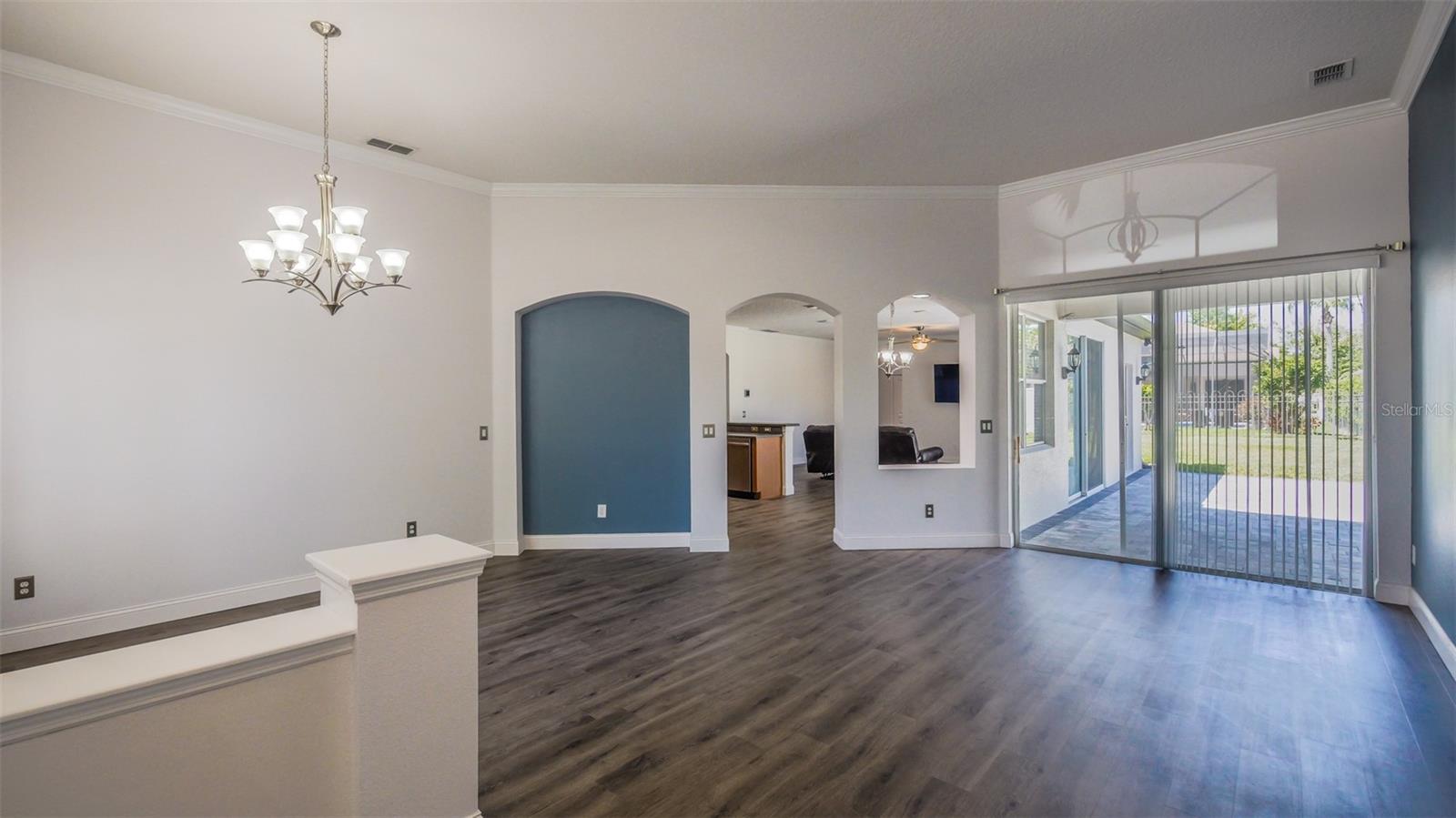 Image 11 of 62 For 2135 Cascades Cove Drive