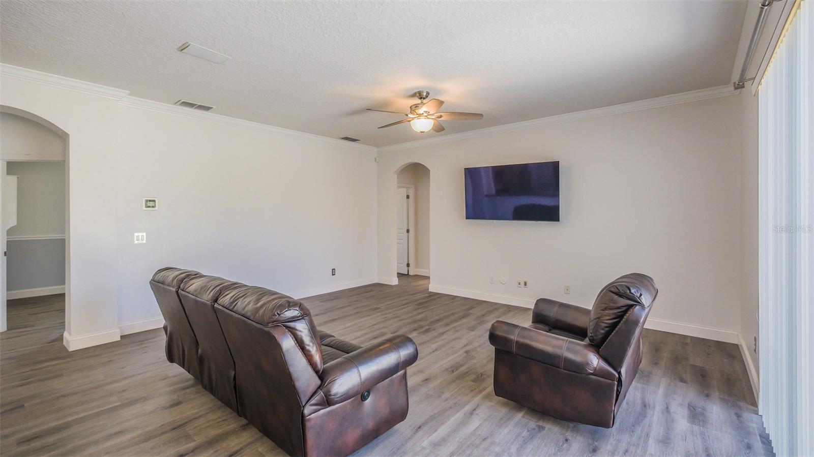 Image 18 of 62 For 2135 Cascades Cove Drive