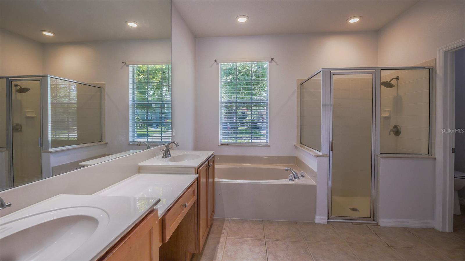 Image 25 of 62 For 2135 Cascades Cove Drive