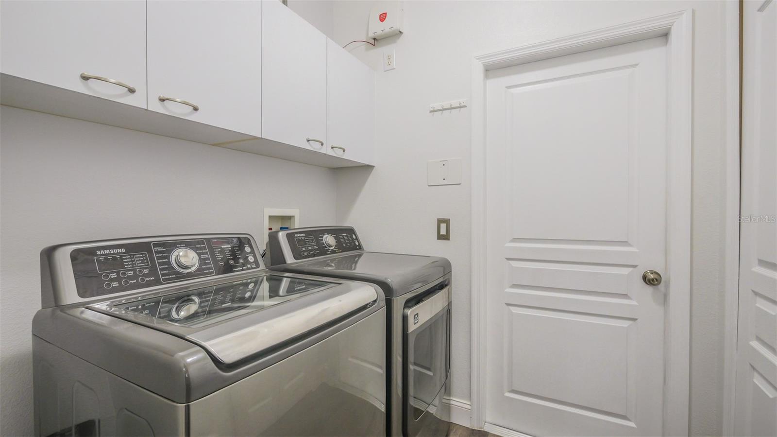 Image 40 of 62 For 2135 Cascades Cove Drive