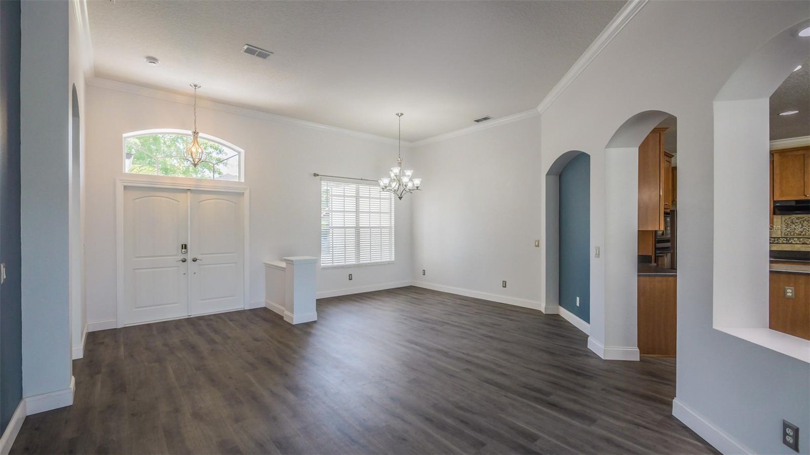 Image 6 of 62 For 2135 Cascades Cove Drive