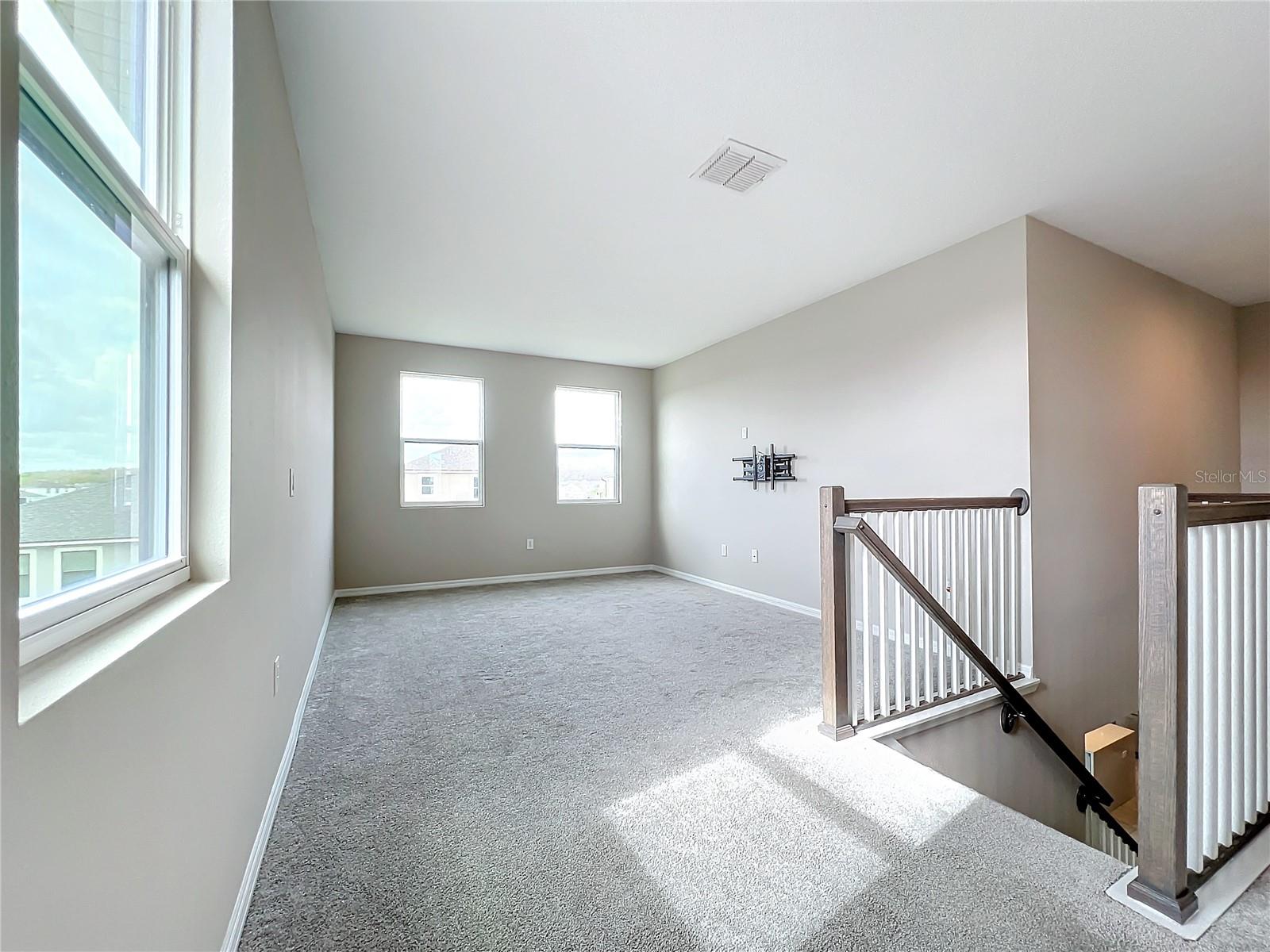 Image 13 of 40 For 2554 Empress Drive