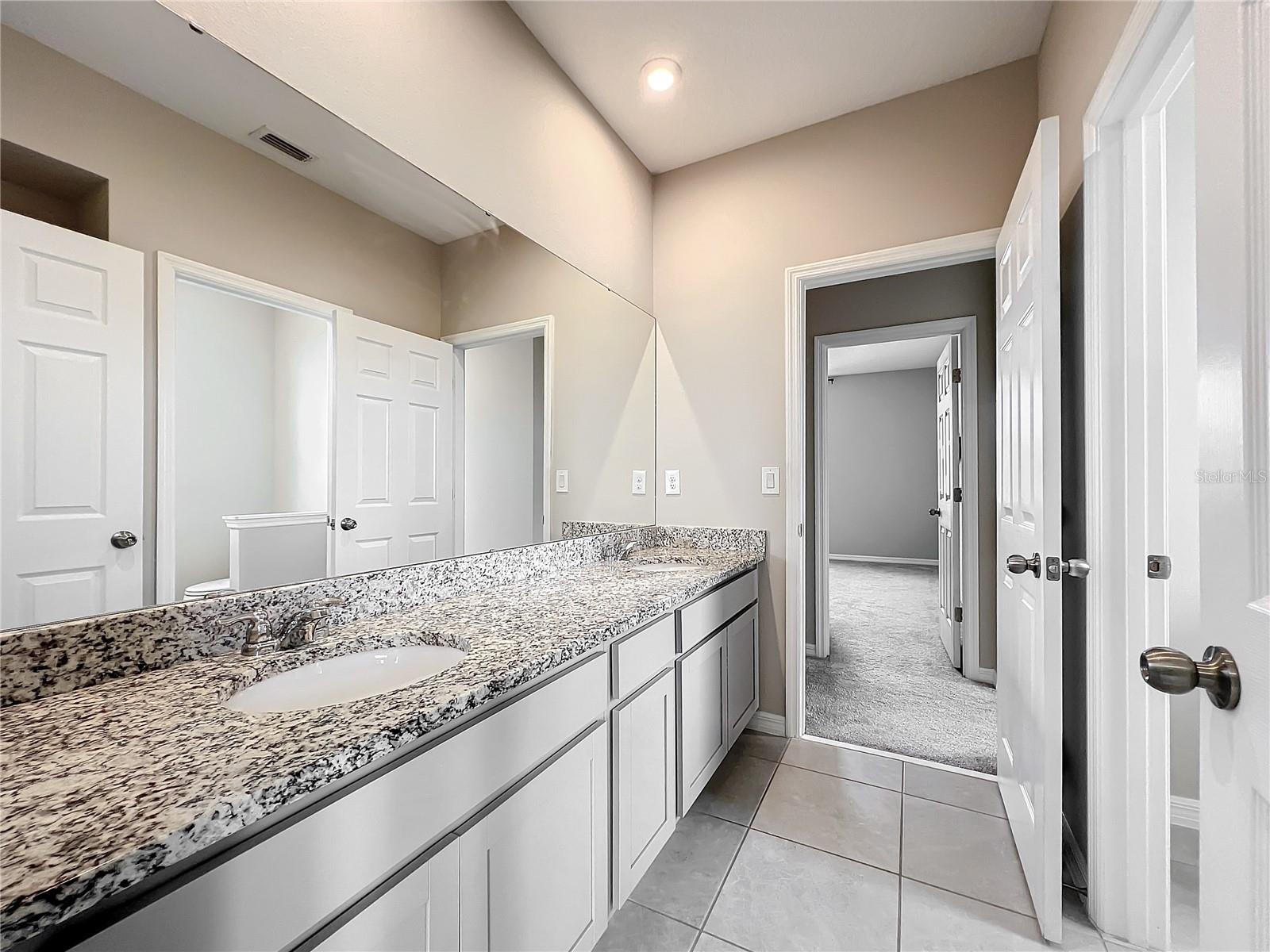Image 18 of 40 For 2554 Empress Drive