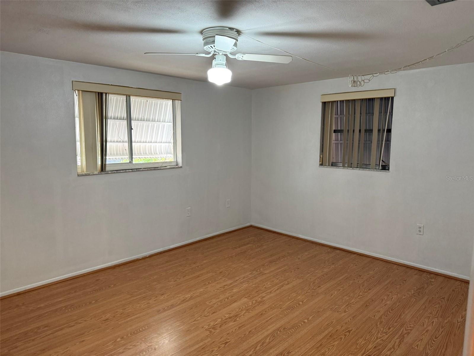 Image 12 of 15 For 4800 Fleetwood St