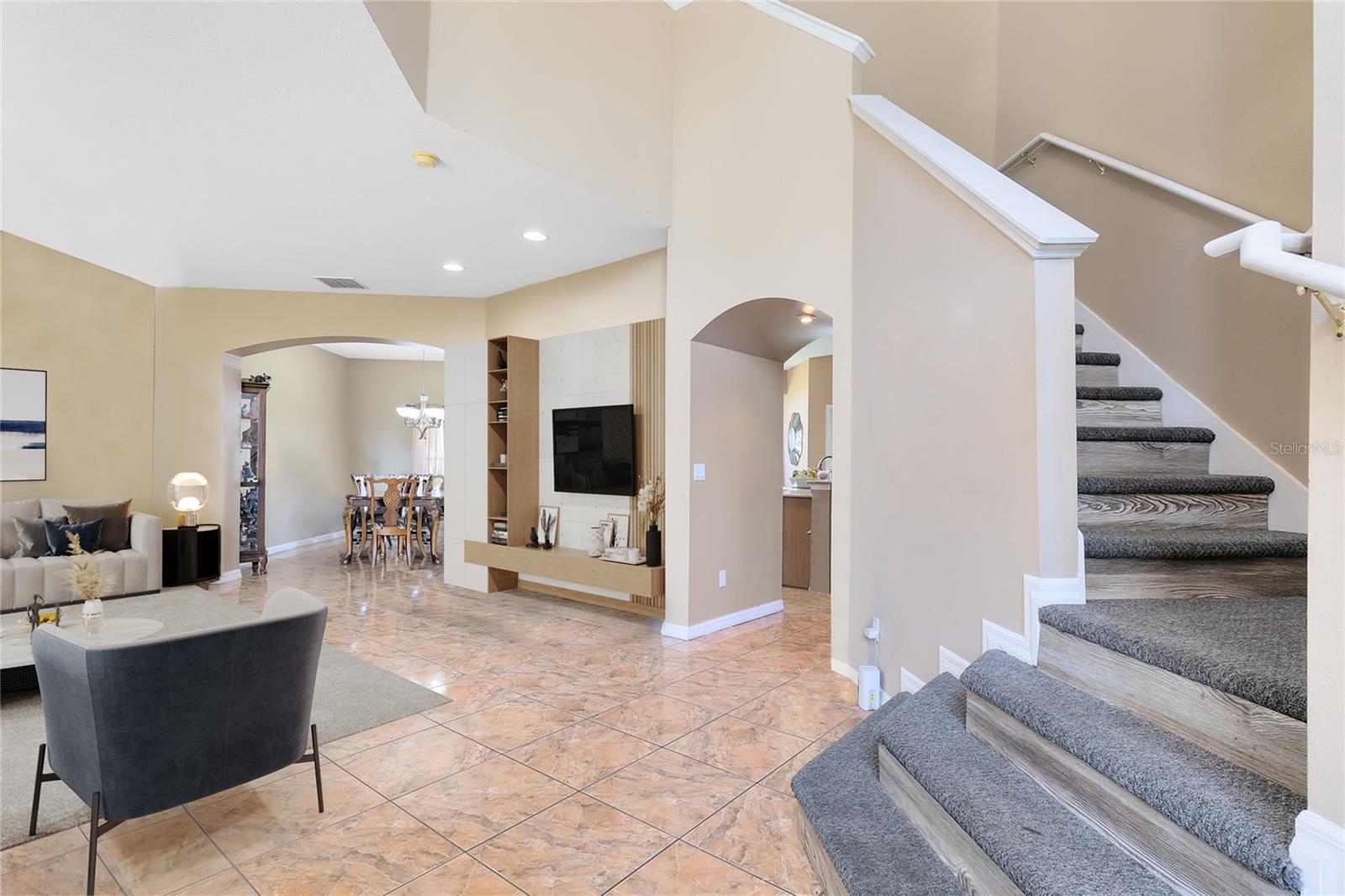 Image 11 of 35 For 18019 Falcon Green Court