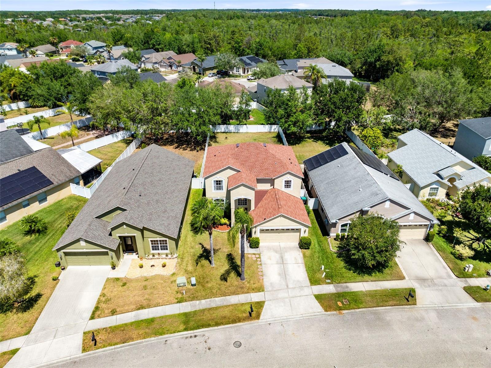 Image 25 of 35 For 18019 Falcon Green Court