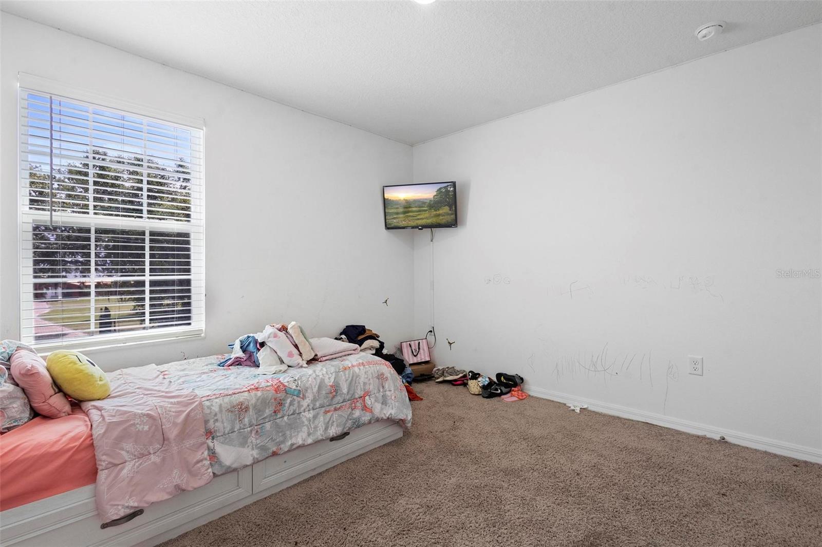 Image 21 of 35 For 938 Mansfield Road