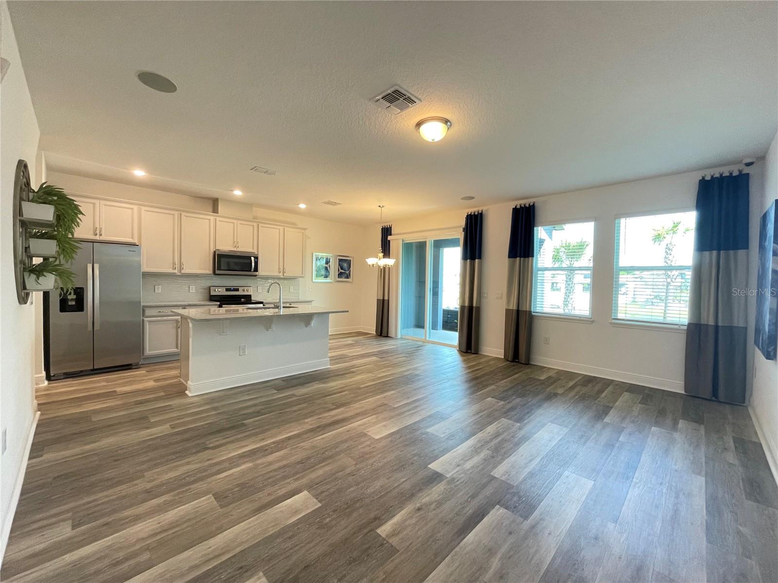 Image 2 of 23 For 1355 Merrydale Way