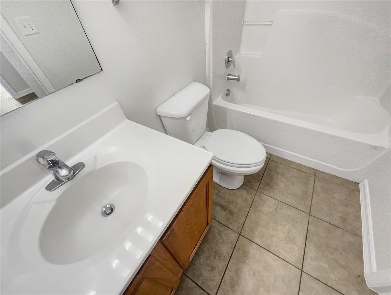 Image 16 of 22 For 923 Brenton Leaf Drive