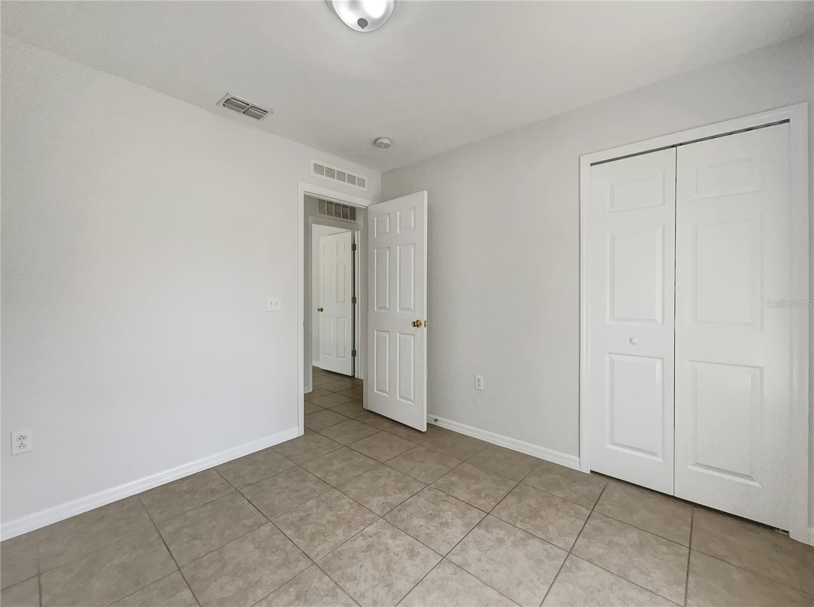 Image 19 of 22 For 923 Brenton Leaf Drive