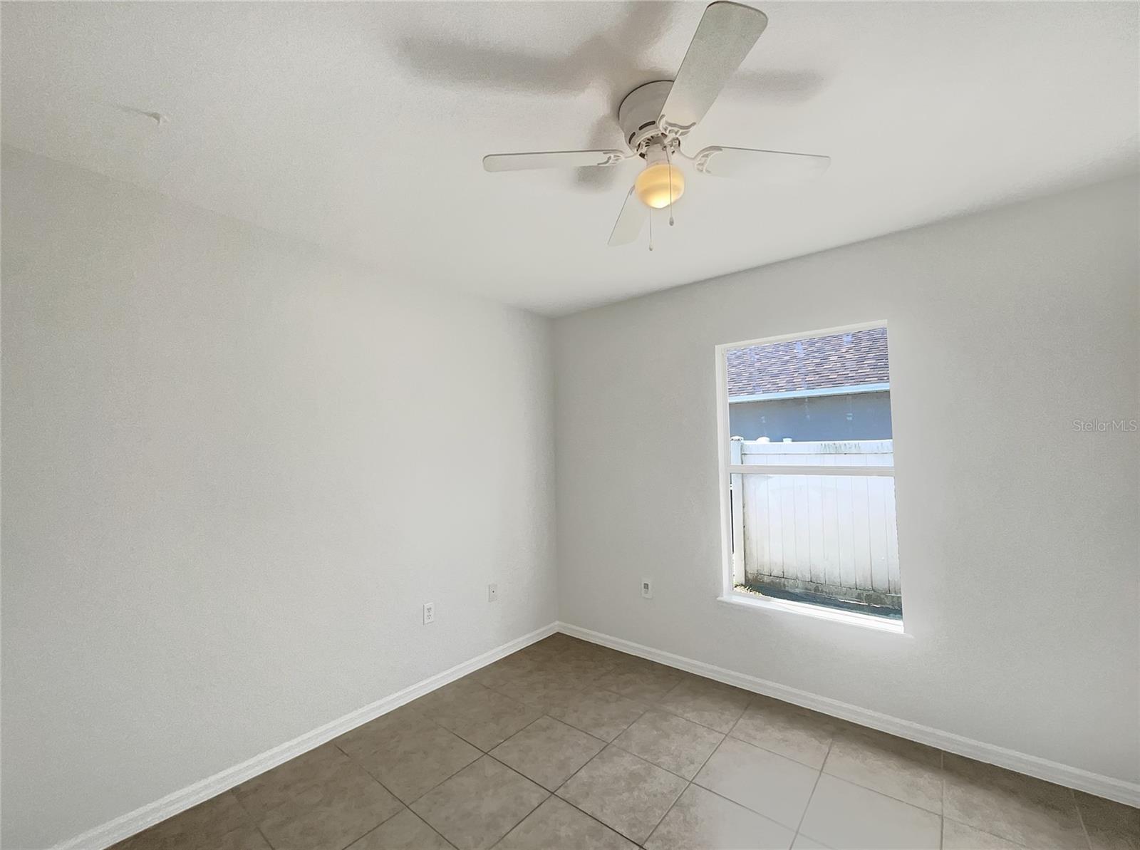 Image 5 of 22 For 923 Brenton Leaf Drive
