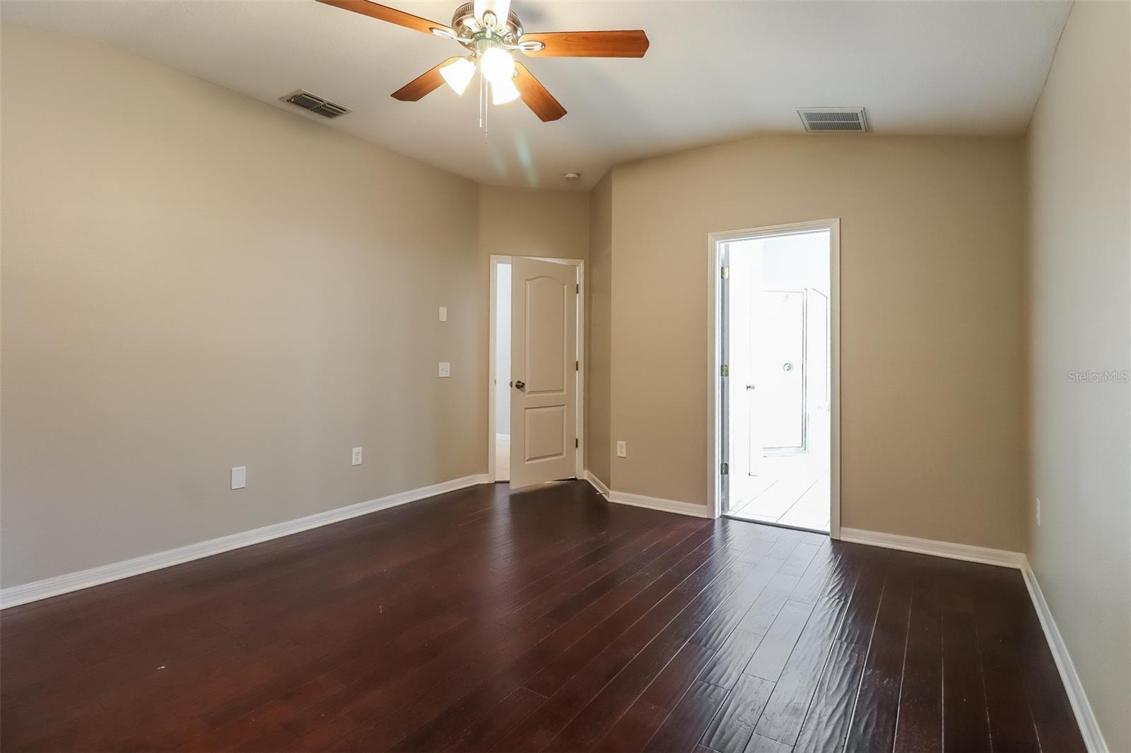 Image 6 of 17 For 25848 Terrawood Loop