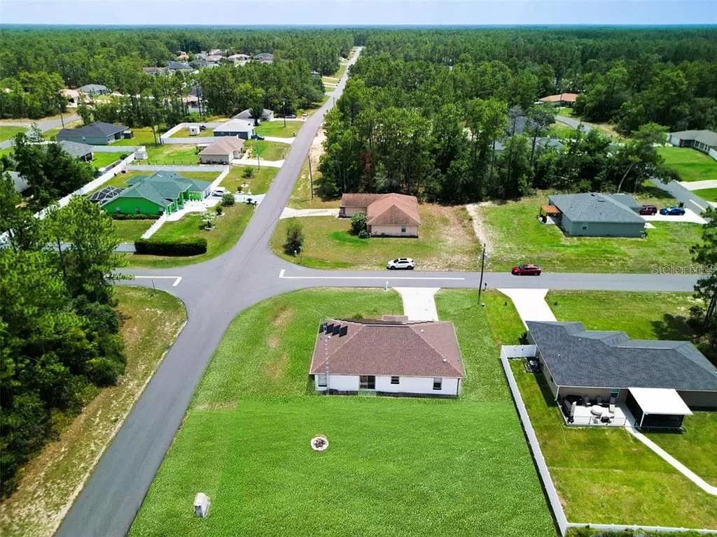 Image 3 of 22 For 7721 130th Lane