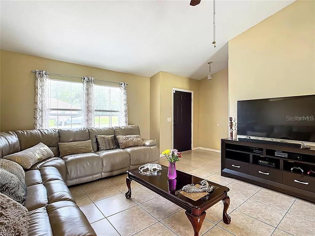 Image 4 of 22 For 7721 130th Lane