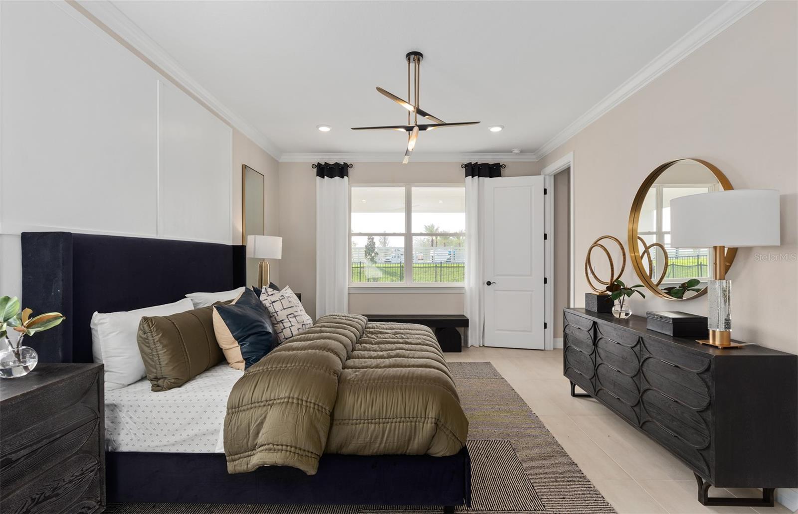 Image 19 of 31 For 15172 Willow Ridge Drive