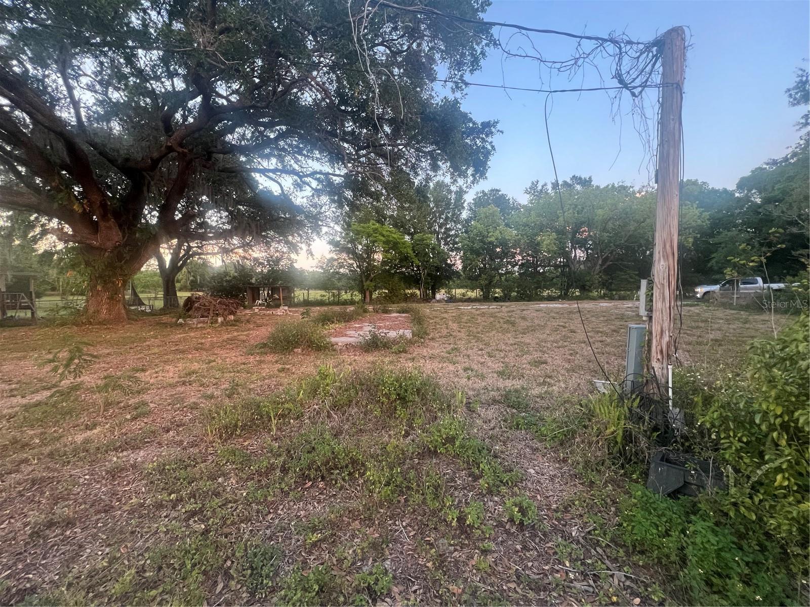 Details for 1746 Oakland Road E, LAKELAND, FL 33801
