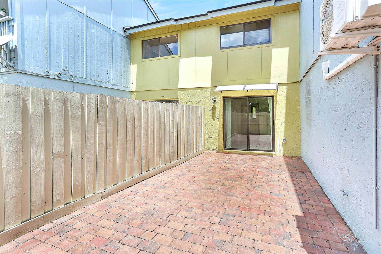 Image 10 of 32 For 7484 Canford Court 8
