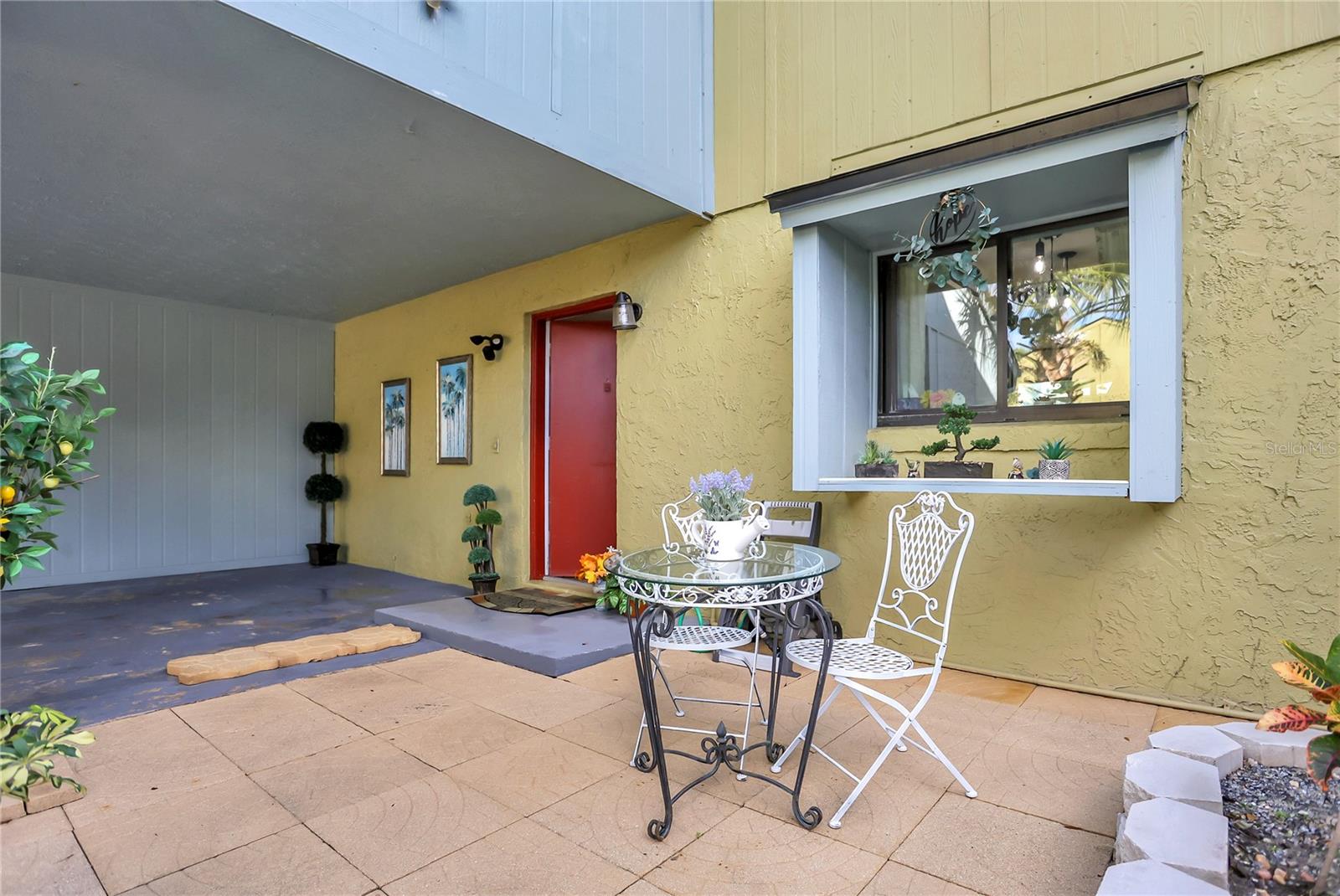 Image 4 of 32 For 7484 Canford Court 8