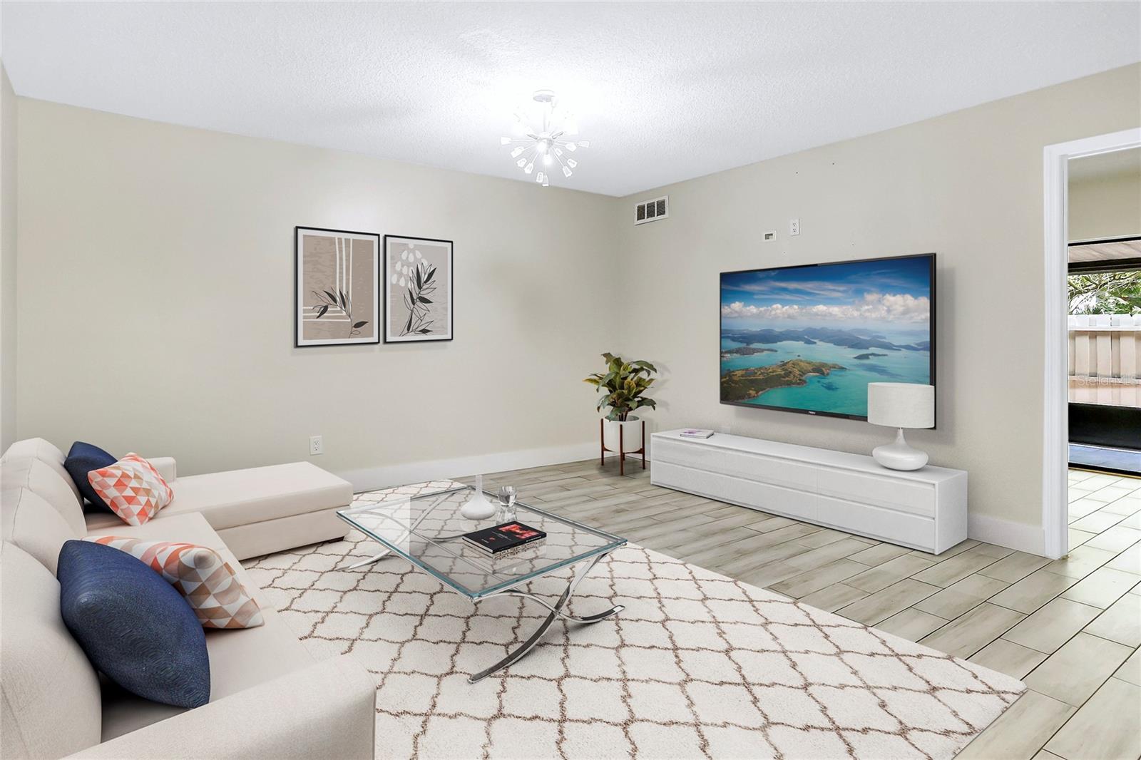 Image 5 of 32 For 7484 Canford Court 8