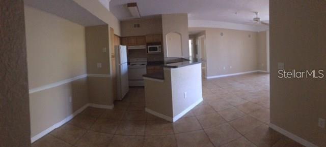 Image 4 of 35 For 3280 Soho Street 207