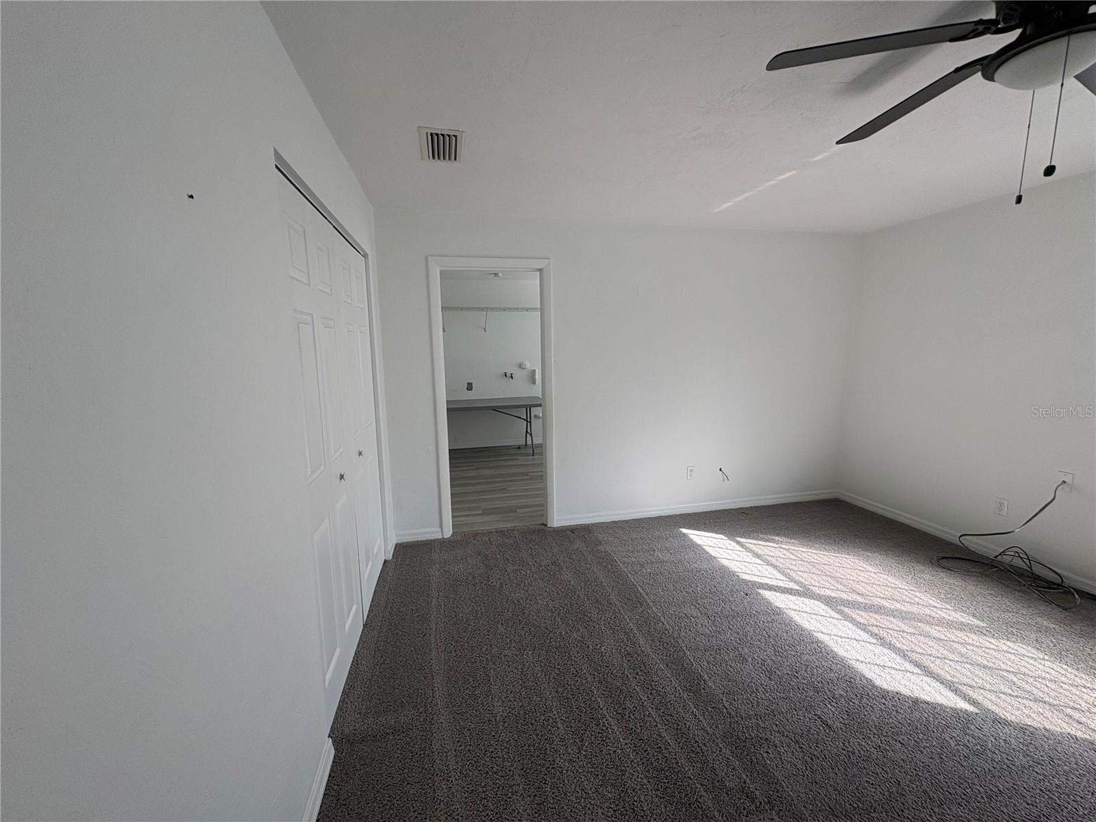 Image 21 of 82 For 155 S Court  