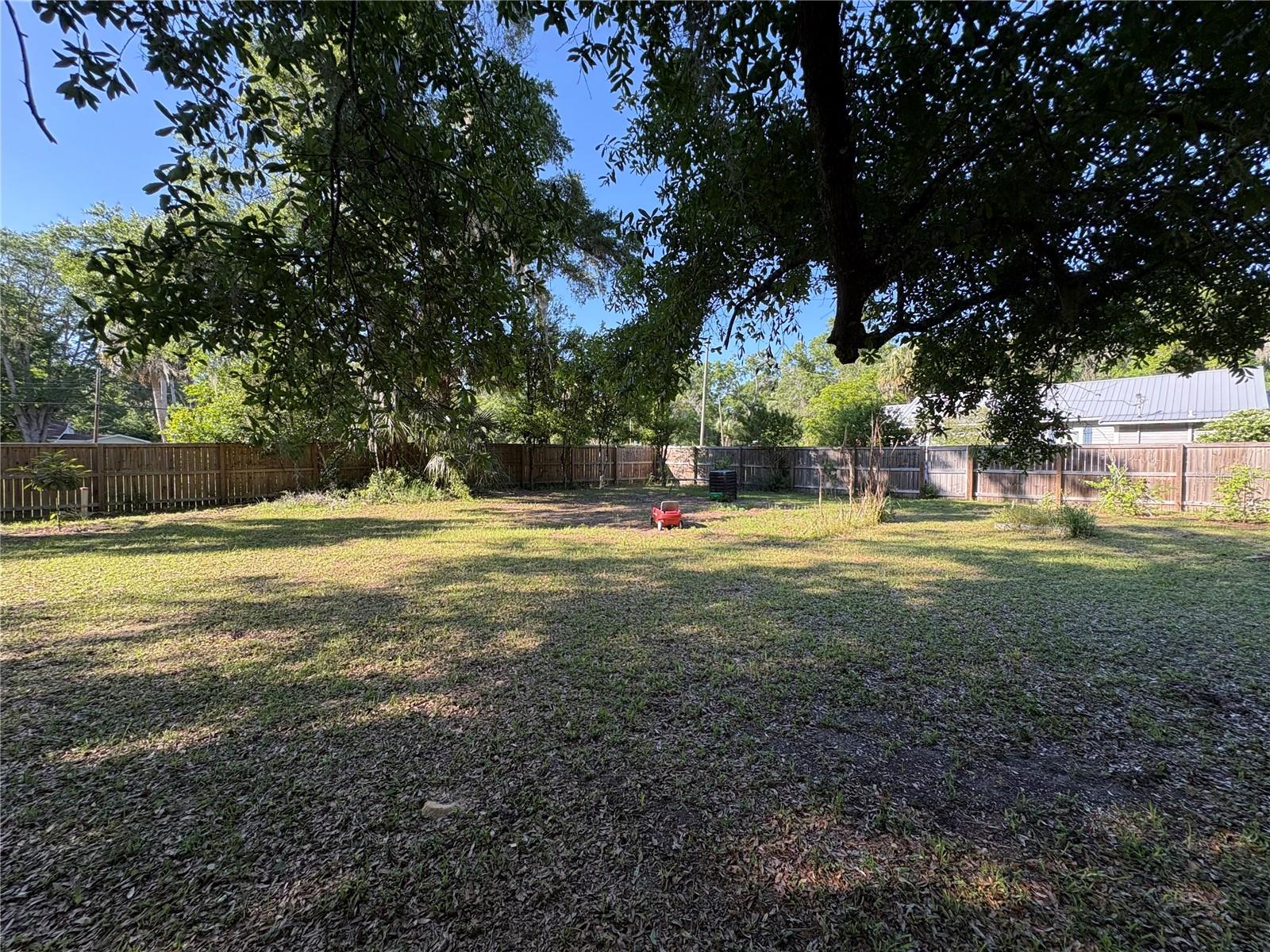 Image 45 of 82 For 155 S Court  