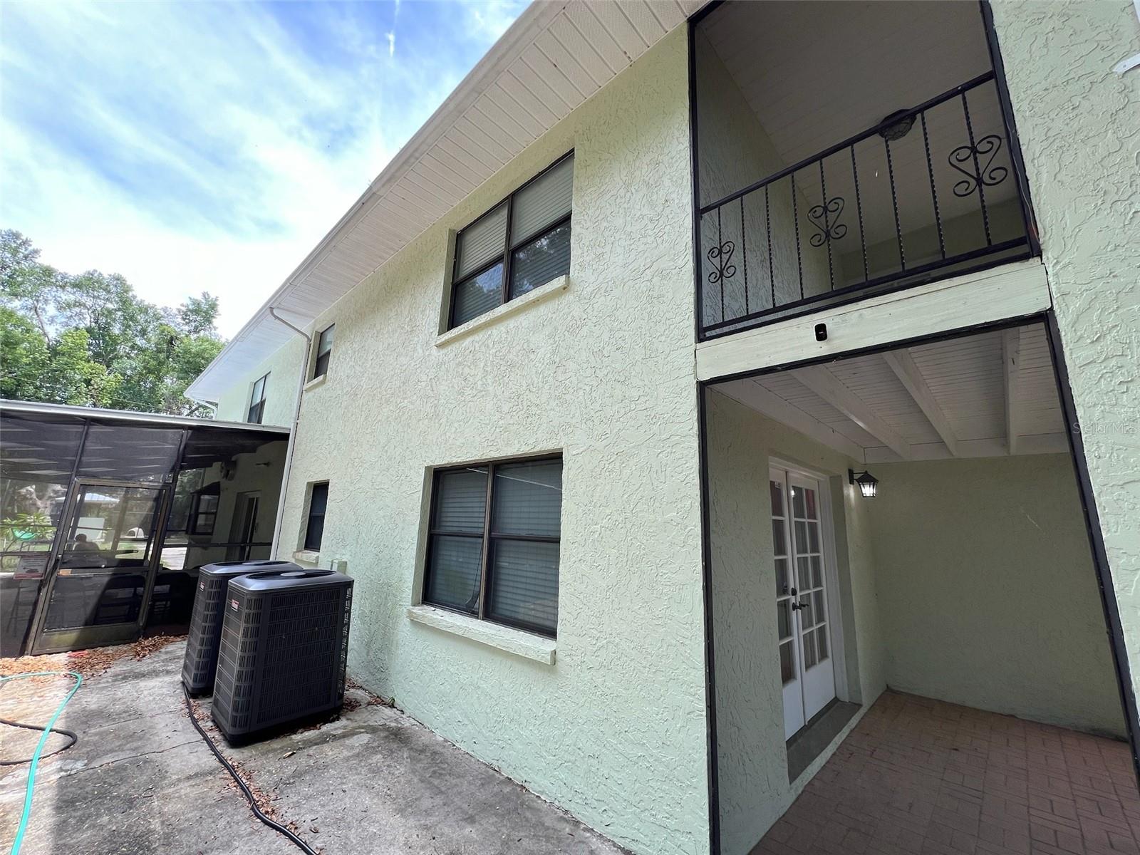 Image 66 of 82 For 155 S Court  
