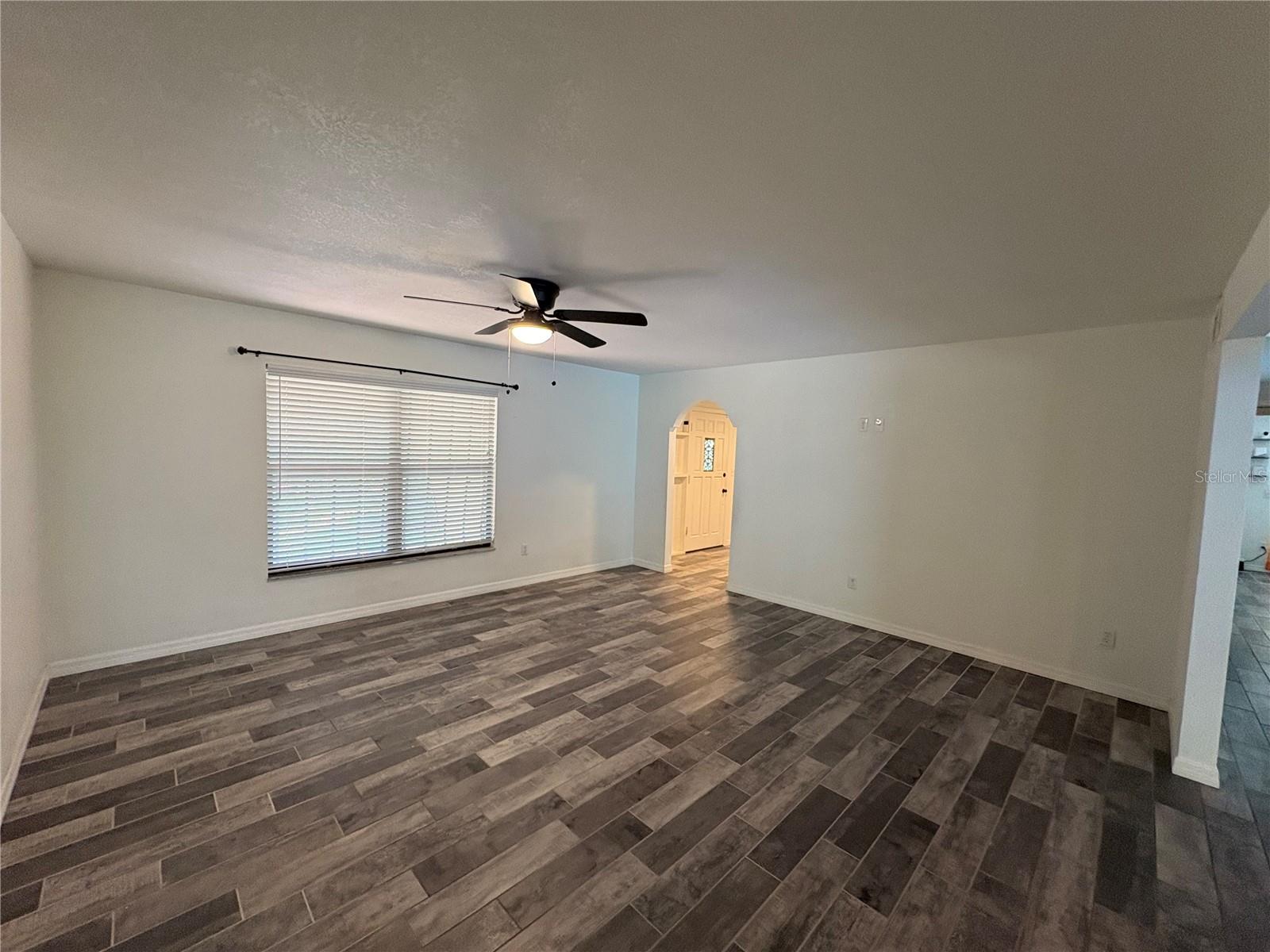Image 9 of 82 For 155 S Court  