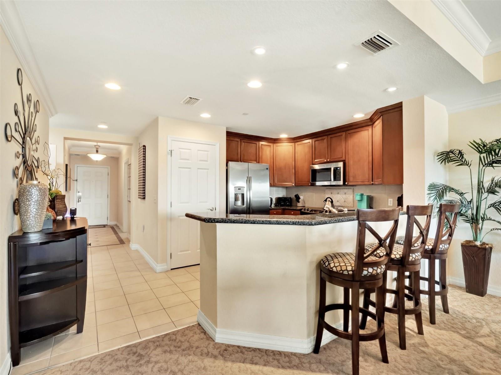 Image 11 of 26 For 1112 Sunset View Circle 302