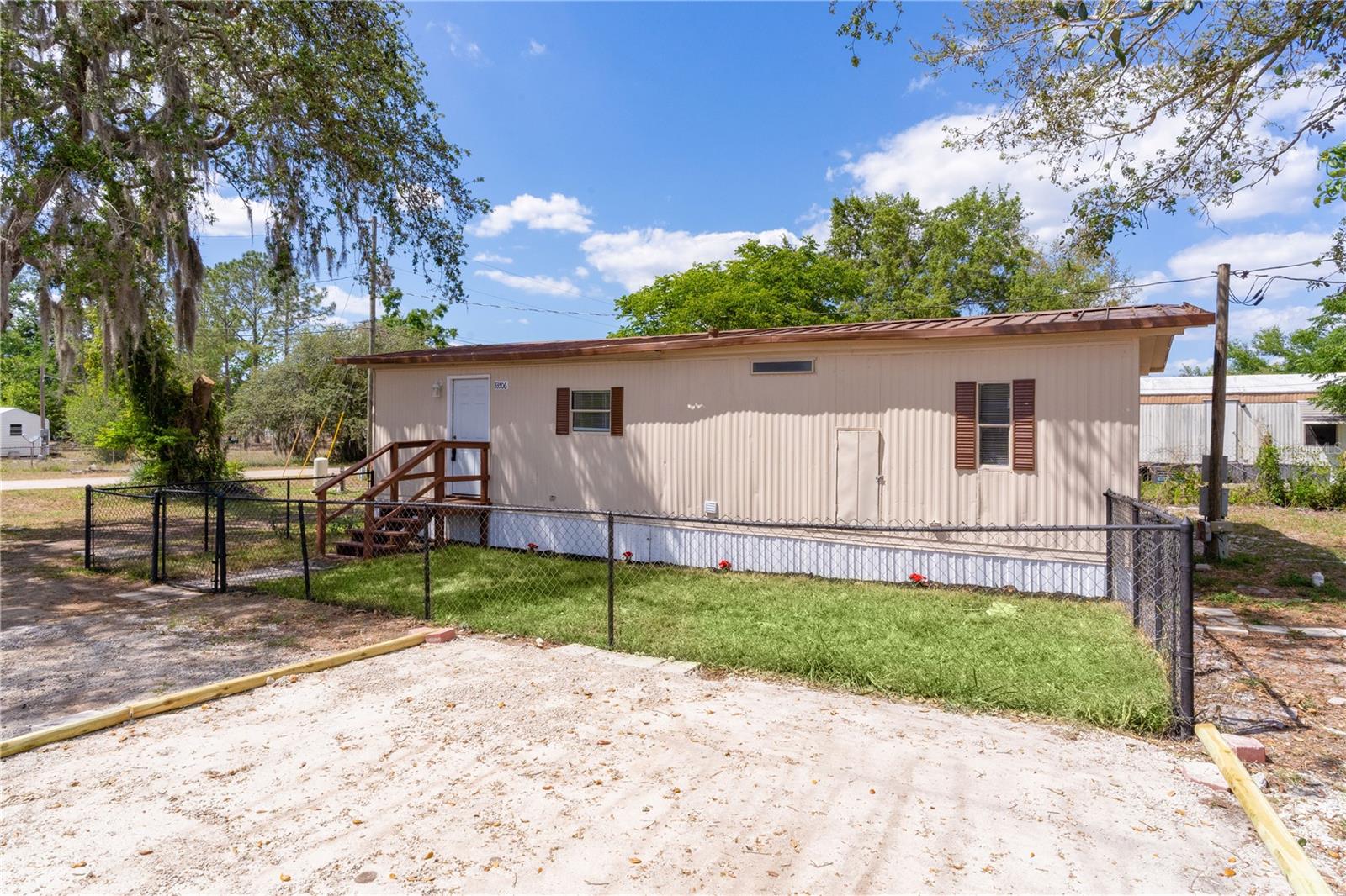 Image 2 of 25 For 33506 Luana Court